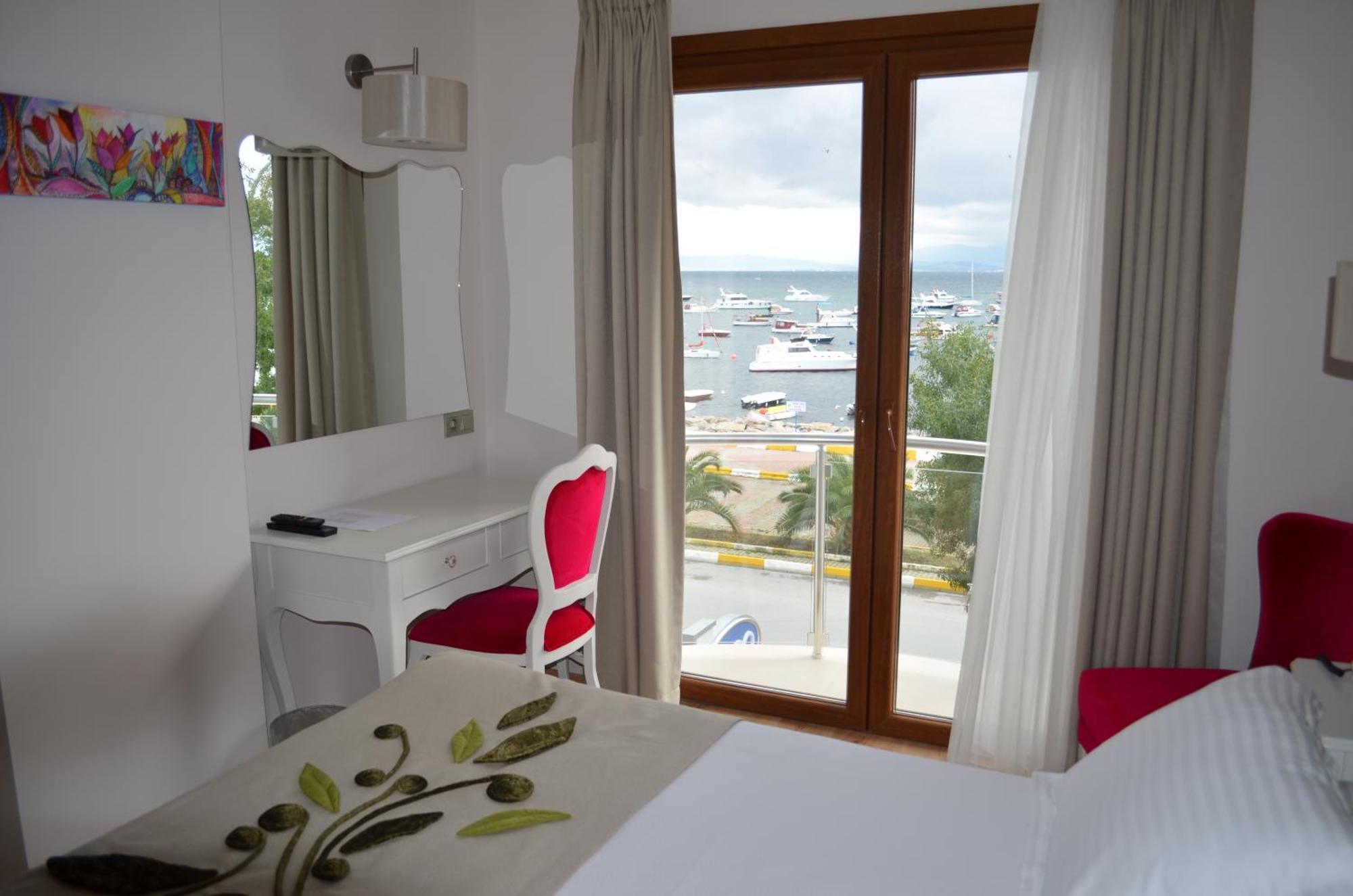 Myla Hotel Tuzla Istanbul Bagian luar foto